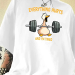 Ördek Baskılı ve Yuvarlak Yakalı Kadın Günlük Büyük Boy Siyah Tişört. - Beyaz