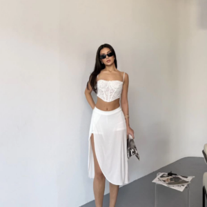 Çepli Şortlu Yırtmaçlı Etek - Beyaz