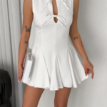 Göğüs Bağlamalı Kolsuz Mini Boy Elbise - Beyaz