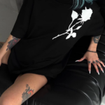 kadın Bisiklet Yaka Baskılı Oversize T-Shirt - Siyah