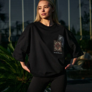 kadın Bisiklet Yaka Baskılı Oversize T-Shirt - Siyah