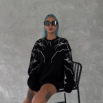 Kadın Yıldırım Baskılı Bisiklet Yaka SweatShirt - Siyah