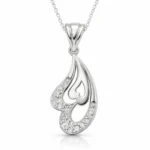 Gümüş Kalpli Bayan Kolye