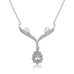 Gümüş Beyaz Taşlı Madalyon  Bayan Kolye