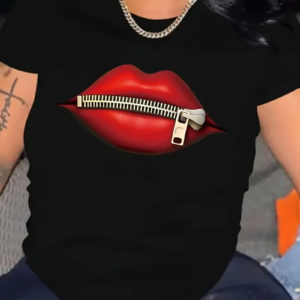 Kadın Kısa Kol Yazlık Tişört Bisiklet Yaka Dudak Baskılı T-Shirt - Siyah