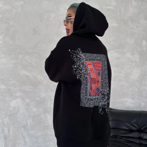 Kadın Kapüşonlu Kanguru Cepli Sweatshirt 3 İplik Pamuklu Baskılı Hoodie - Siyah